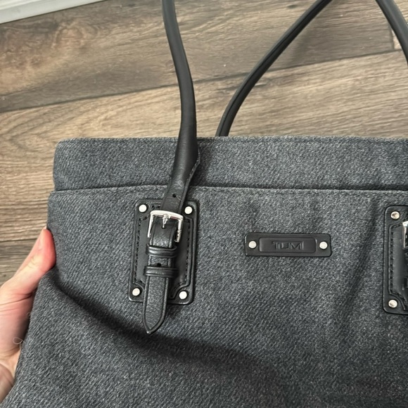 TUMI Womens Shoulder Bag Wool Blend Gray Purse - Picture 4 of 12
